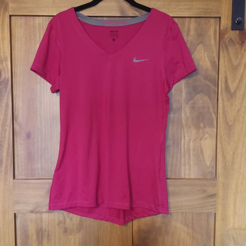 Nike t-shirt